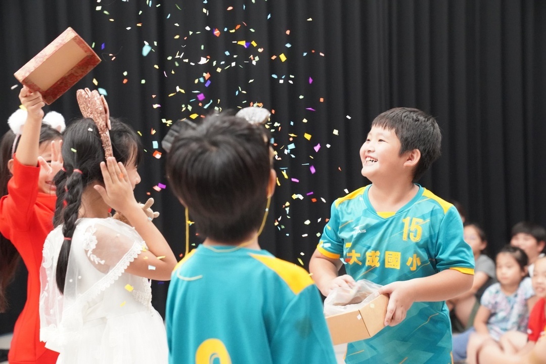 跨域課程戲劇演出-老鼠娶親(身體、語文)